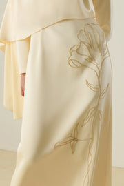 Laura Sarı