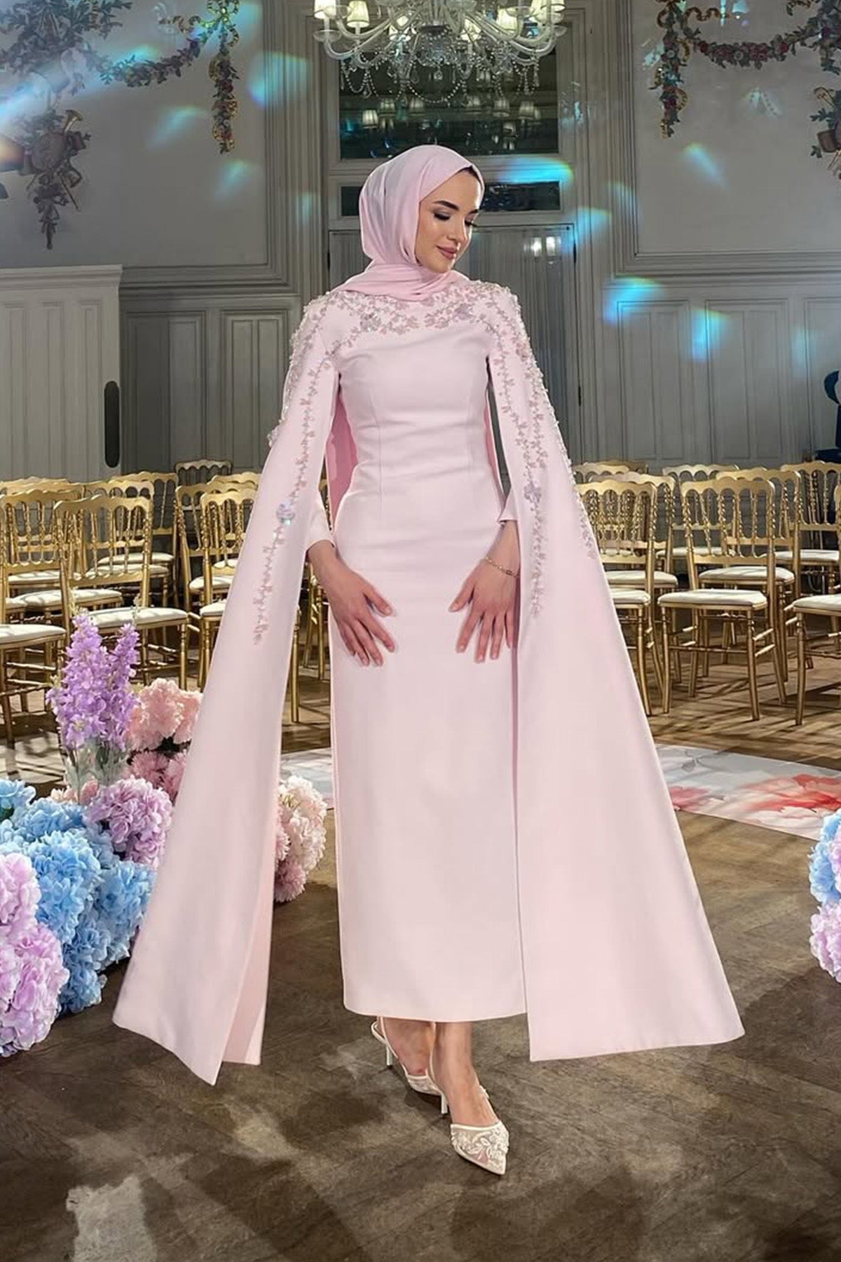 Rosalinda Pembe (Kiralık)